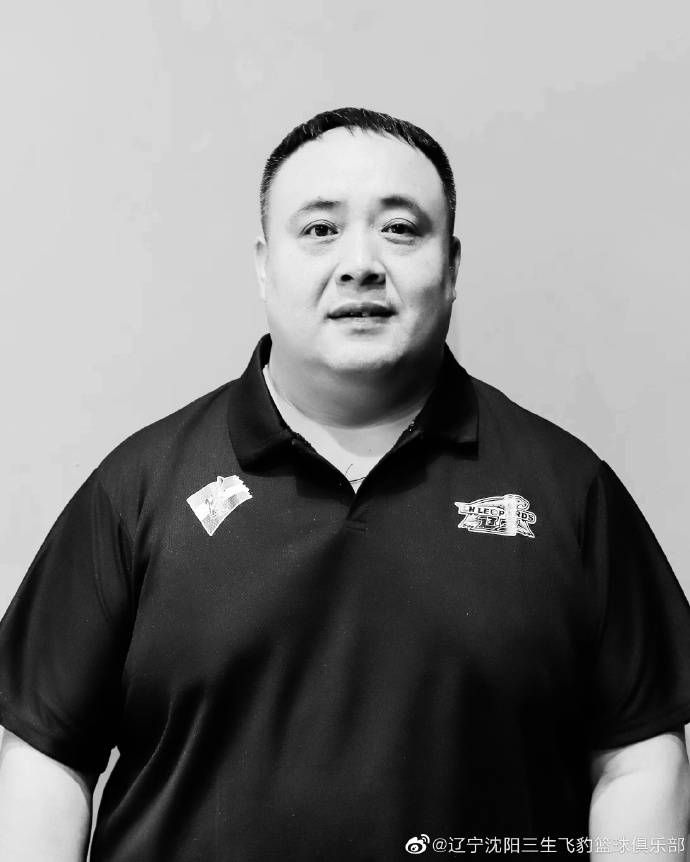 经理请客夜总会