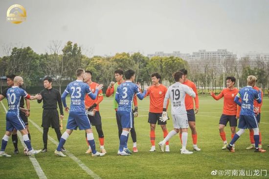 设置网页打开默认全屏