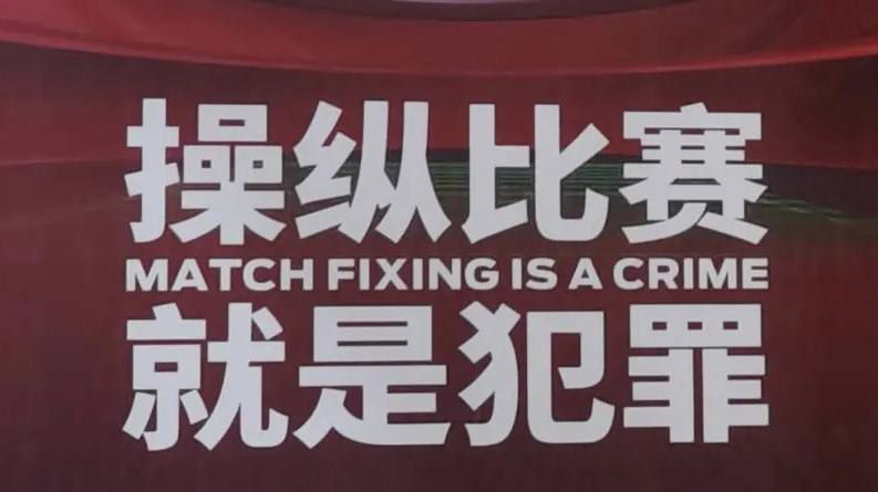 午夜国产情侣拍视频