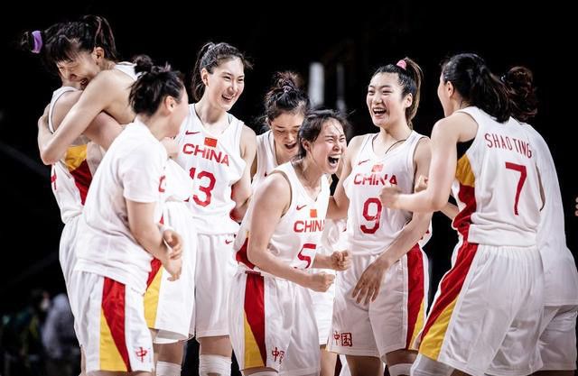 亚刻奥特曼大电影免费播放国语版
